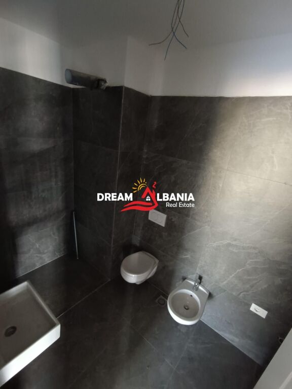 Apartament 3+1+2 per Shitje ne Bulevardin e Ri ne Tirane(ID 4131500)