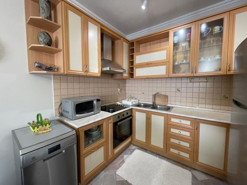 Apartament 1+1 Per Qira Shkolla e Baletit 📍