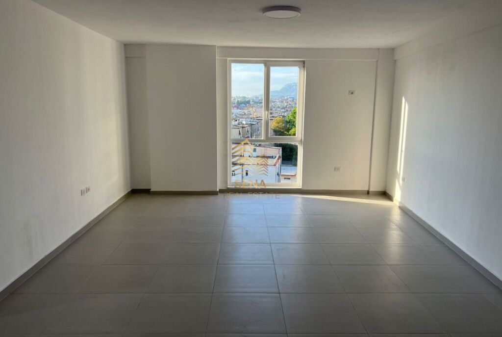 Affitto, Appartamento 2+1+2+blk+Deposito, Vuoto, Via Dibres, 40.000 Leke/mese