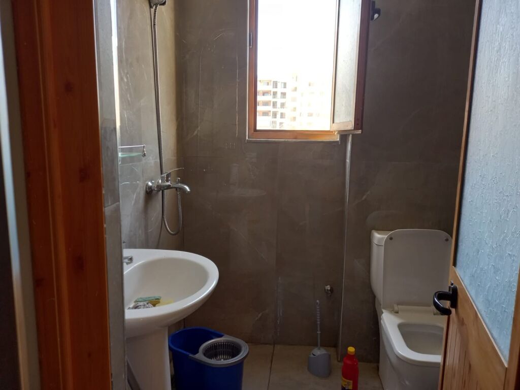 Apartament 1+1 me qera ne Astir tek Vila L