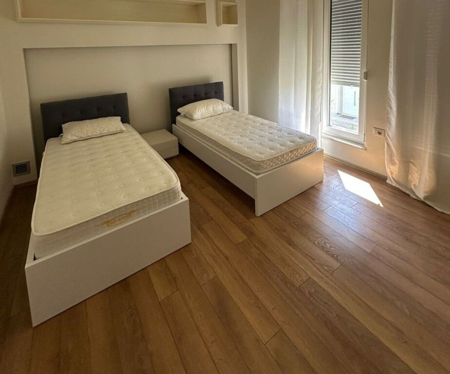 🏡 JEPET ME QIRA VILË LUKSOZE 4-KATËSHE – White House, TEG