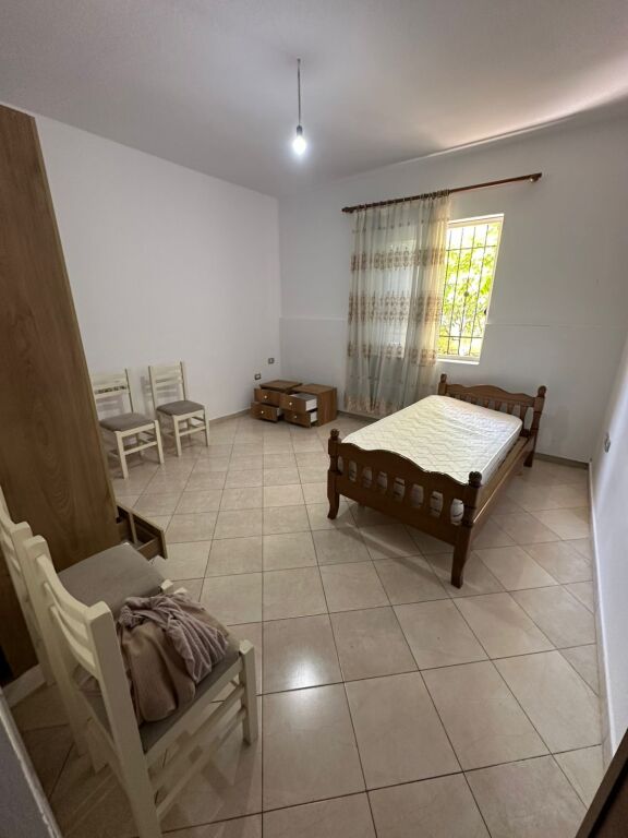 Rent | Shtëpi private 1 + 1 | 5 Maji | 350 €/month