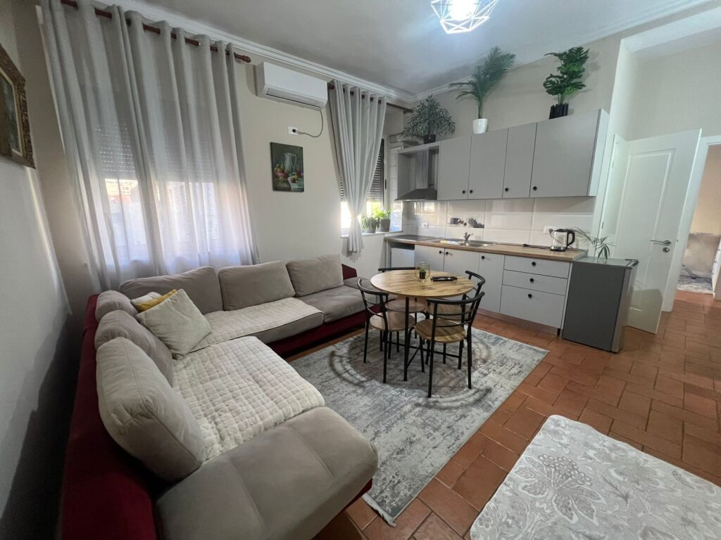 Durres Street, apartment 2+1 for rent.