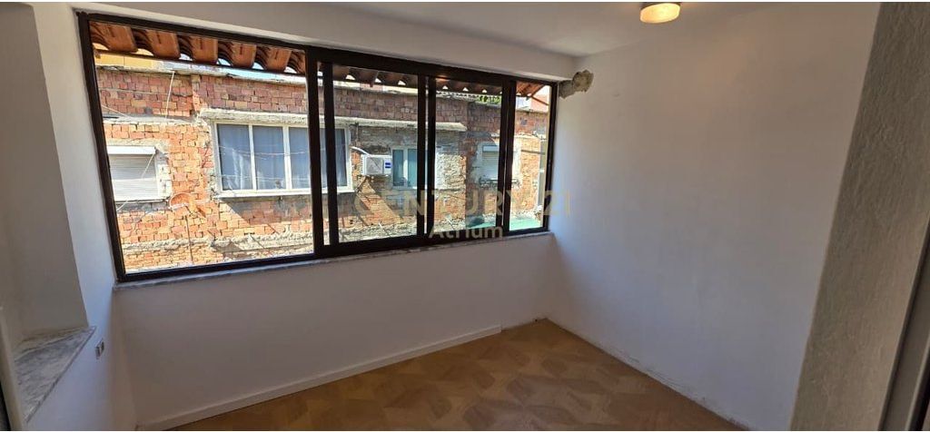 SHITET APARTAMENT 1+1 TEK ISH RESTORANT DURRSI!