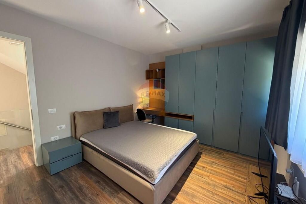 @@@Vile me Qira ne Farke 3000€ neto