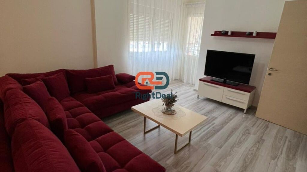 Ne Astir, Shitet Apartament 1+1, I Mobiluar!!!