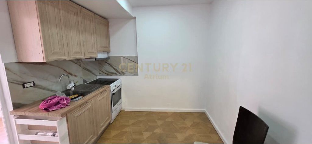 SHITET APARTAMENT 1+1 TEK ISH RESTORANT DURRSI!