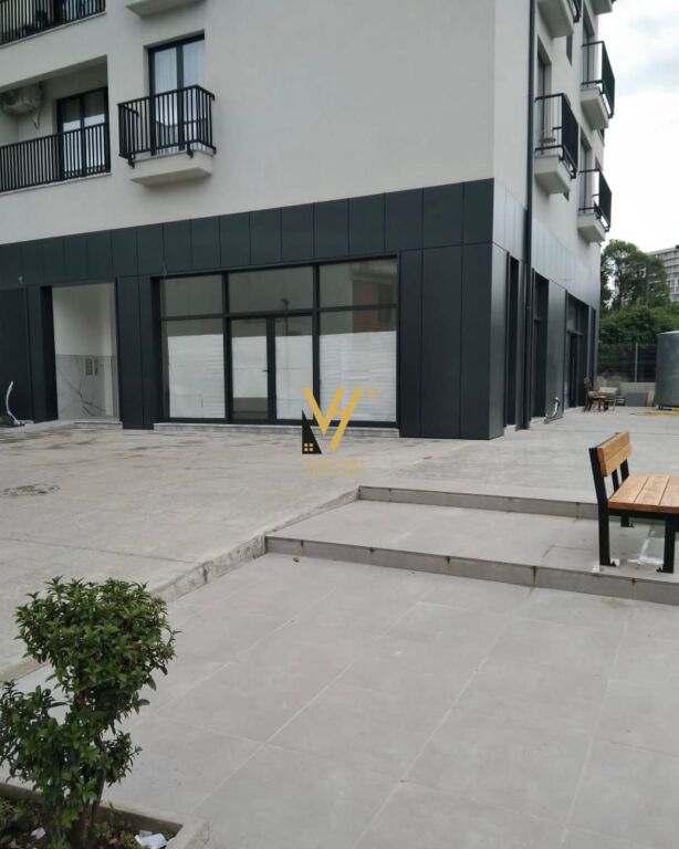 SHOP FOR RENT 50 M2 IN DON BOSCO 1,000 EURO