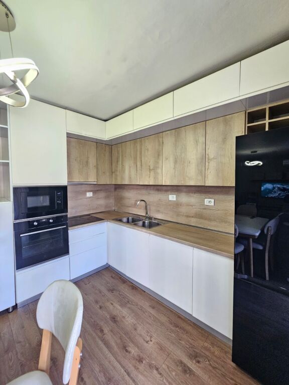 SUPER APARTAMENT PER SHITJE NE DURRËS, MUZEUMI