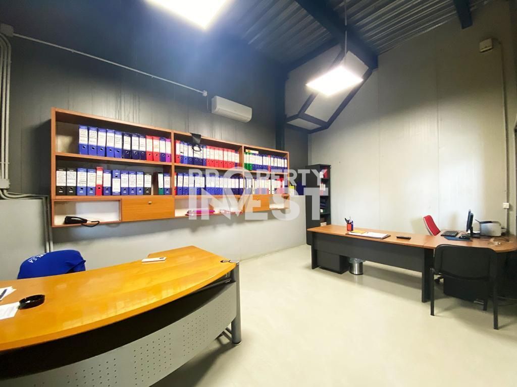 Object for sale, showroom, fantastic warehouse on the Durres Tirane highway