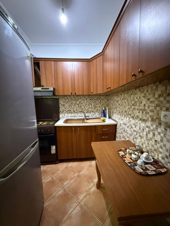 Jepet me qera shtëpi private 2+1