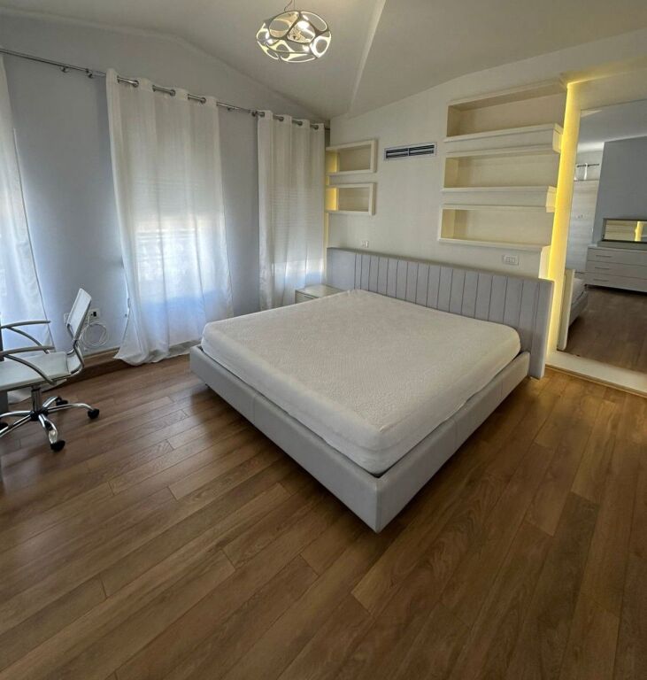 🏡 JEPET ME QIRA VILË LUKSOZE 4-KATËSHE – White House, TEG