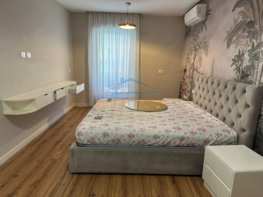 Qera,Apartament 2+1+ post parkimi ,Kompleksi Delijorgji .