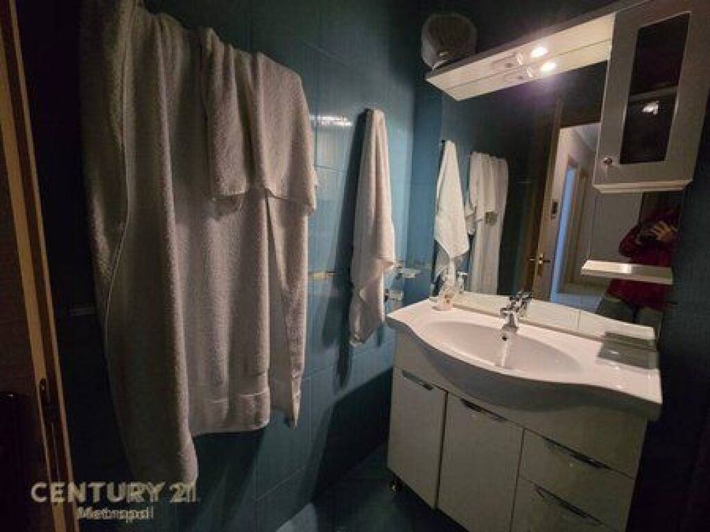 JAPIM ME QIRA APARTAMENT 2+1+2 TEK JORDAN MISJA