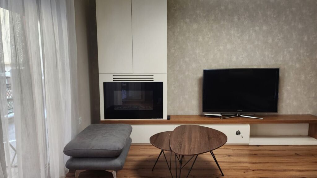 Jepet me qera 2+1 ne Delijorgj