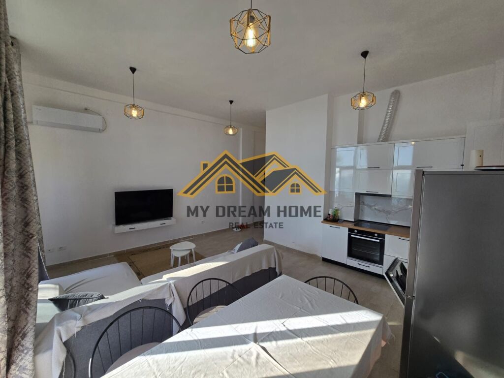 Apartament 1+1 me verande Pamje Deti Për Shitje në Currila, Durrës