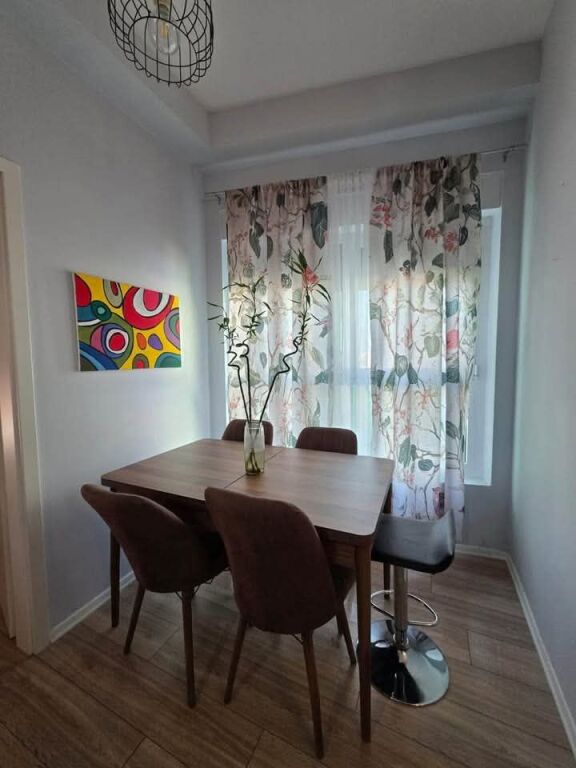 APARTAMENT 1+1 ME QERA - RR. ALI DEMI, TIRANE