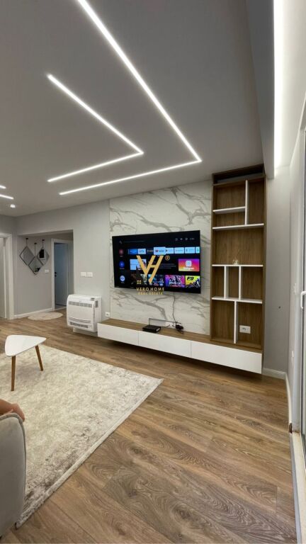 JEPET APARTAMENT 1+1+BLK ME QERA TE BLLOKU 80.000 LEKE