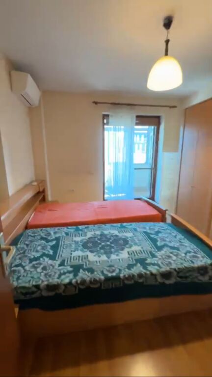 Shitet apartament 2+1+2 Ballkone per shitje te stacioni i trenit