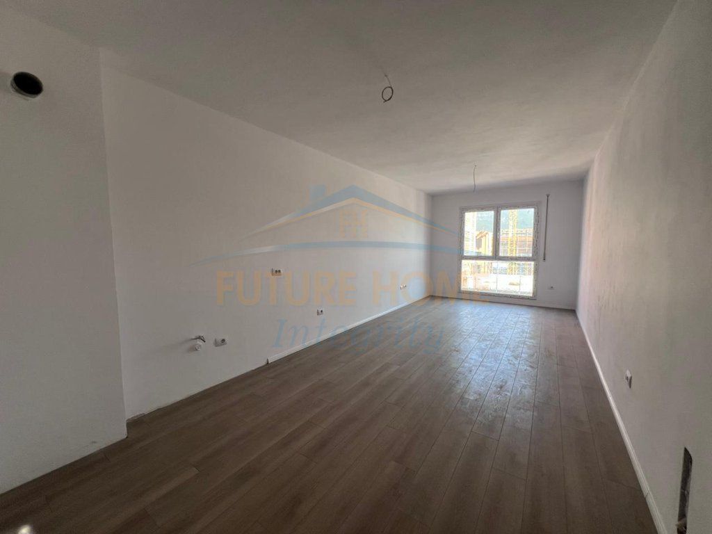 Shitet, Apartament 1+1, Color Splash Residence, Paskuqan, Tiranë.