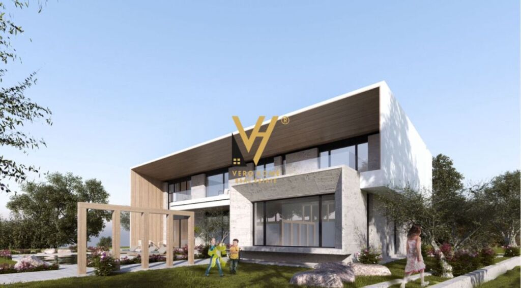 SHITET VILE DY KATESHE TEK VALLES VIRDI, FARKE