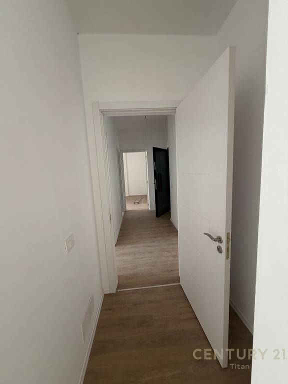 Appartamento 2+1+balcone in vendita presso White Crown Residence a Kamez