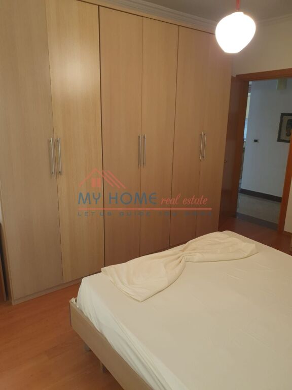 Appartamento 2+1 in affitto a Bllok a Tirana