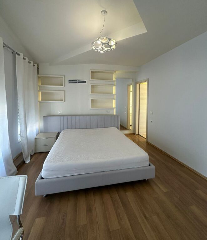 🏡 JEPET ME QIRA VILË LUKSOZE 4-KATËSHE – White House, TEG