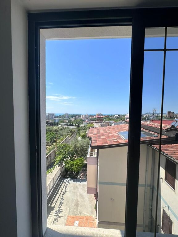 JEPET ME QERA APARTAMENT 1+1 PRANE VILLA PASCUCCI, PLEPA, DURRES