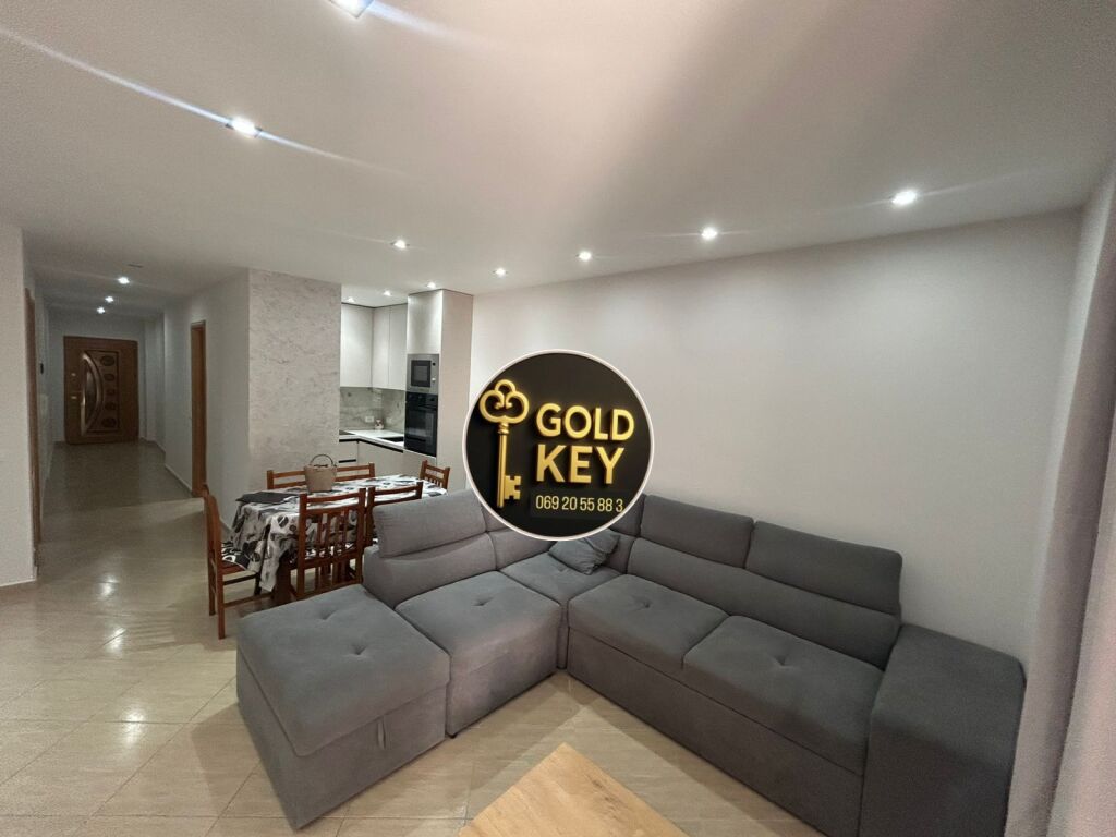 🏡 APARTAMENT ME QERA 2+1+2 URA DAJLANIT PLAZH DURRES