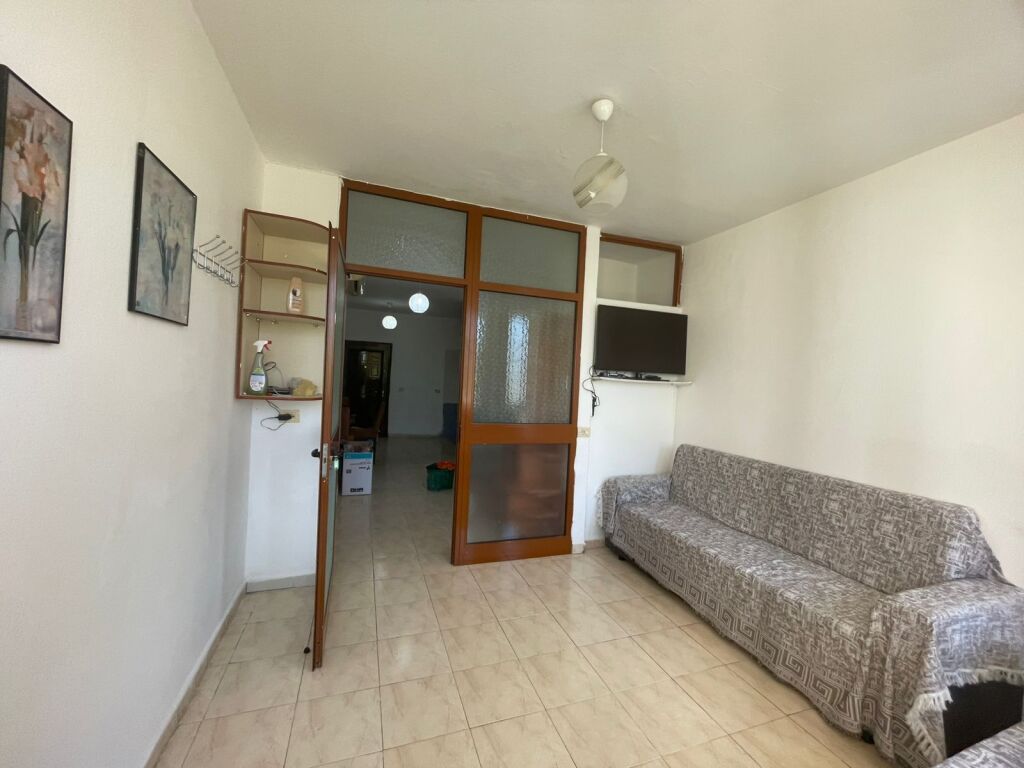 Apartament me qera
