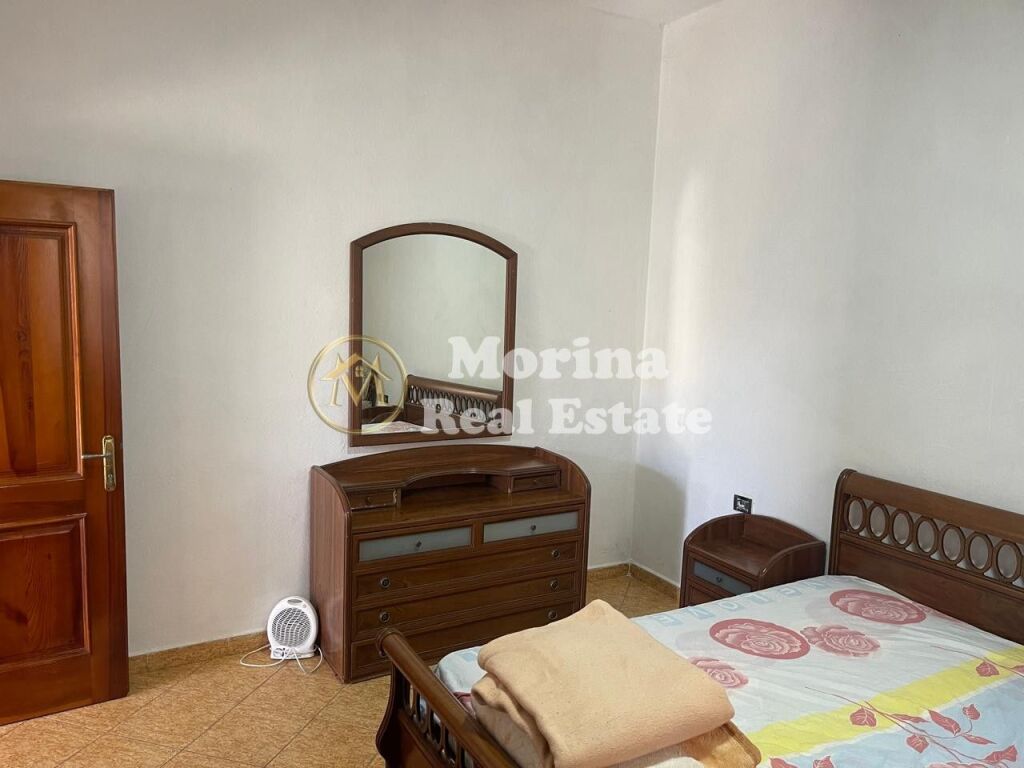 Rent | Shtëpi private 1 + 1 | Ish Stacioni Elektrik | 250 €/month