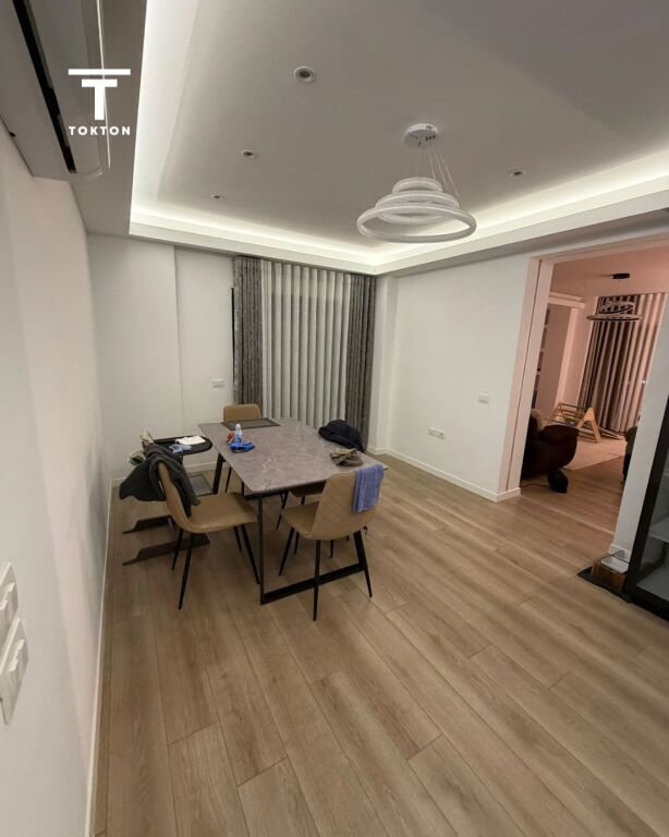 Appartamento 2+1+2+Posto Auto in Affitto