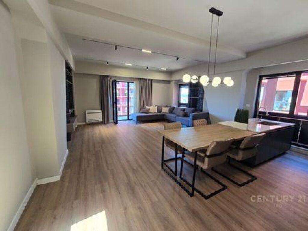 FOR SALE APARTMENT 2+1+2 AT GARDEN BUILDING