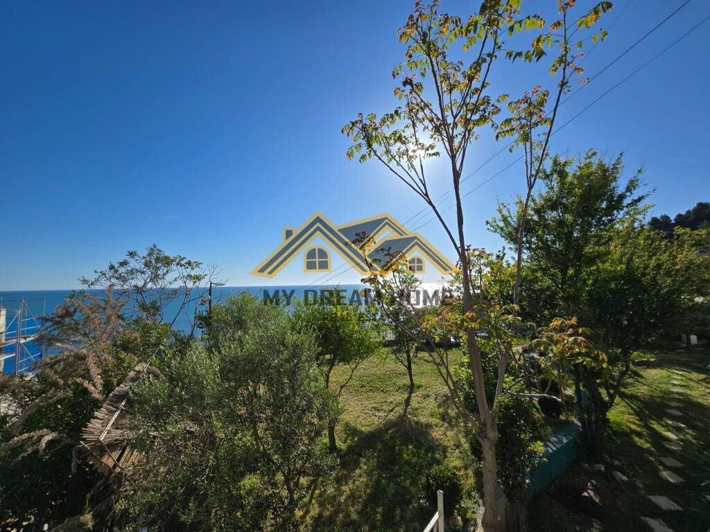 Apartament 1+1 me verande Pamje Deti Për Shitje në Currila, Durrës