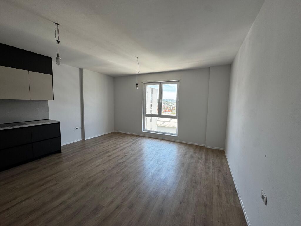 Apartament me qera 2+1 Univers City