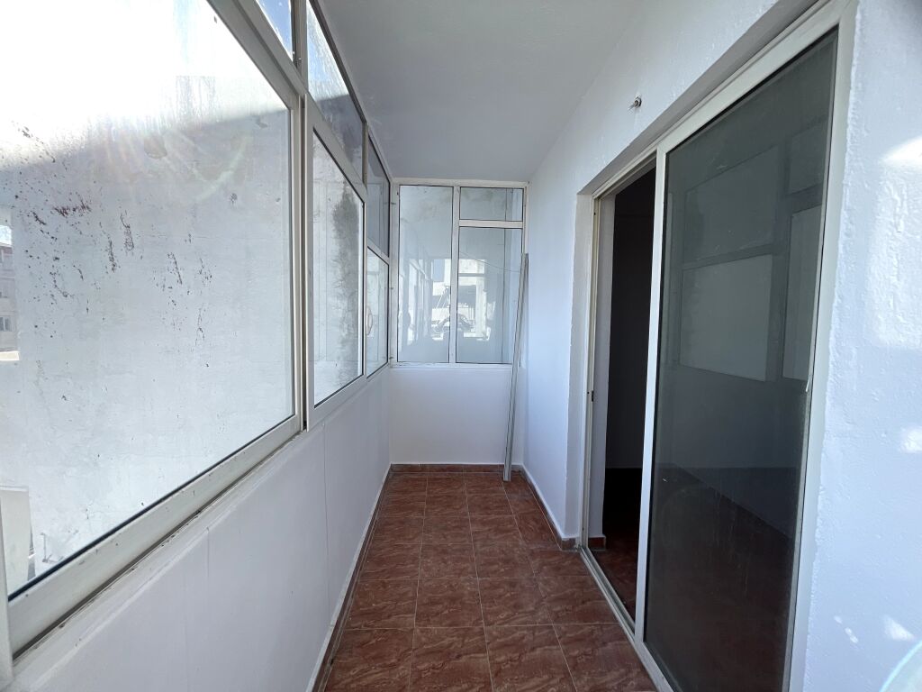 Shitet apartament 2+1