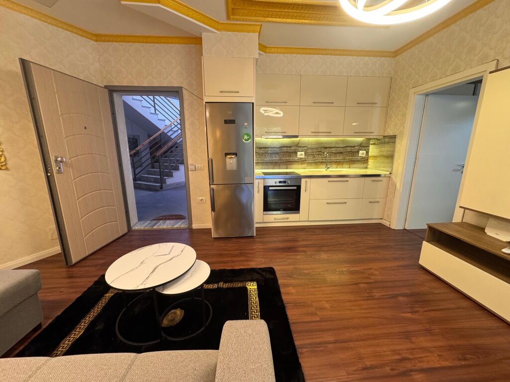 Apartament me qera 2+1 te Radisoni