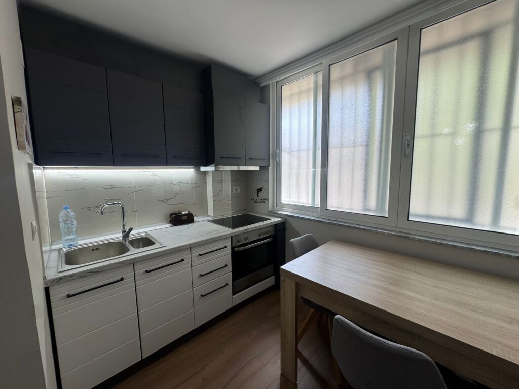 APARTAMENT ME QERA 2+1 BLLOK 90.000 LEKE FH-71423