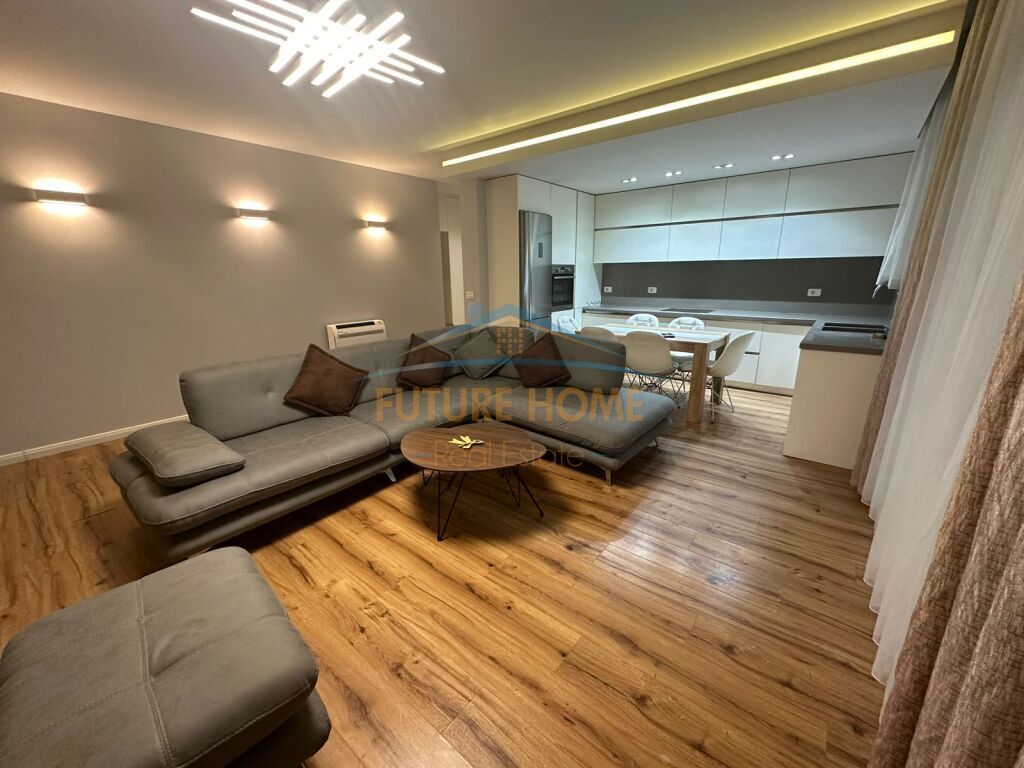 Qira,Apartament 2+1+ post parkimi ,Kompleksi Delijorgji .