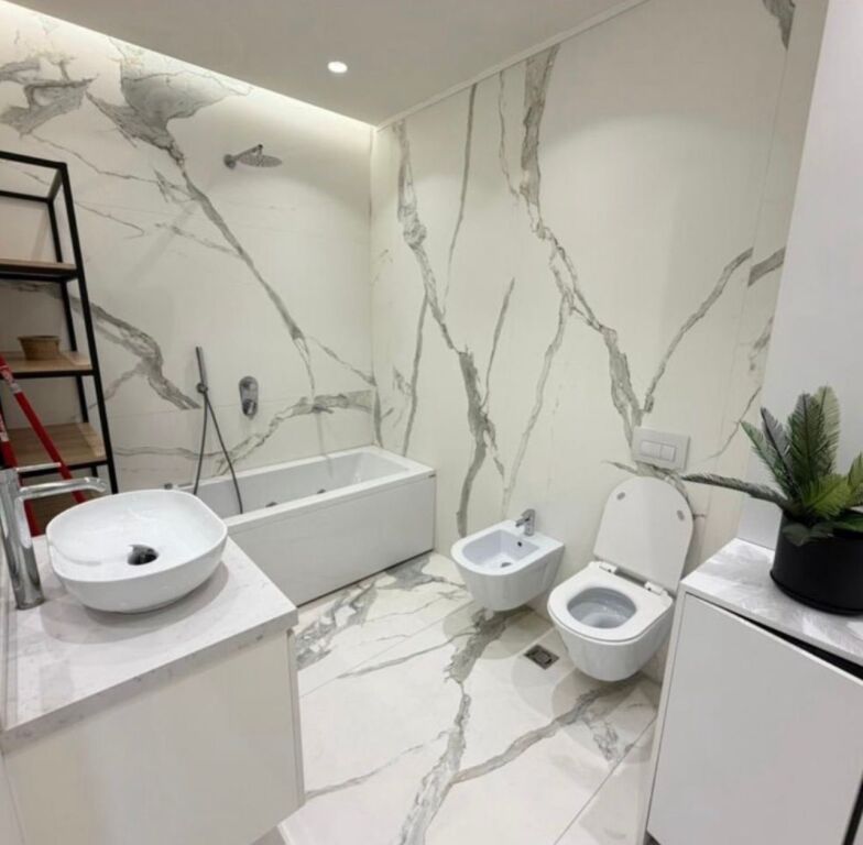 Penthouse per qira tek Secret Garden Residence.