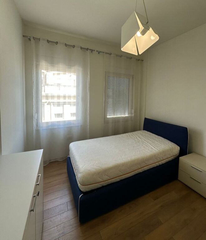 🏡 JEPET ME QIRA VILË LUKSOZE 4-KATËSHE – White House, TEG