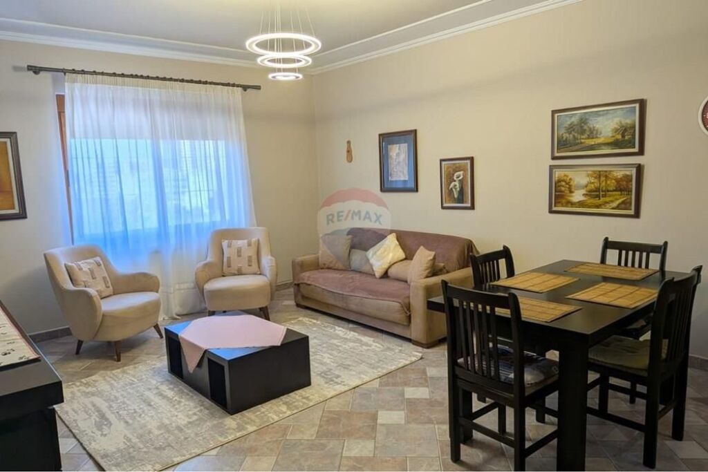 APARTMENT 1+1 FOR RENT AT BARJAM CURRI BOULEVARD