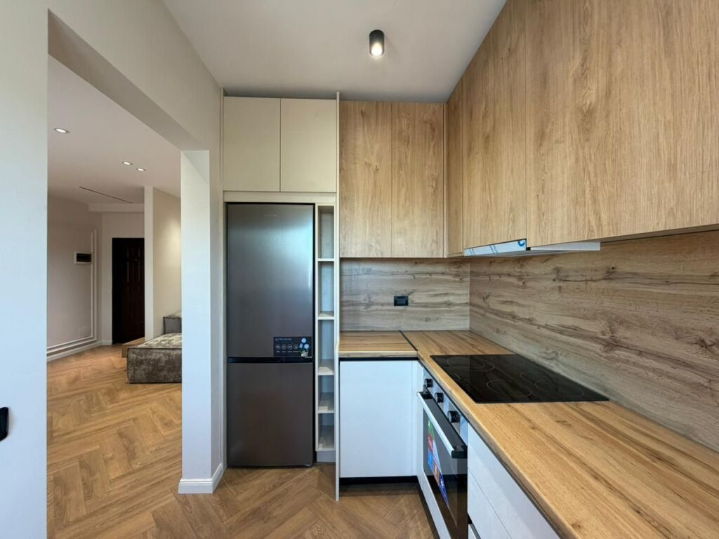 🏡 SHITET APARTAMENT 2+1 – PRANË KOMPLEKSIT DELIJORGJI, TIRANË 📍