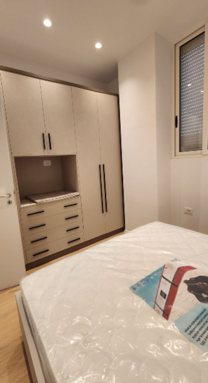 AFFITTASI APPARTAMENTO 1+1 – Kodra e Diellit (vicino a ex Eleonora)
