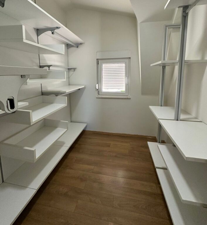 🏡 JEPET ME QIRA VILË LUKSOZE 4-KATËSHE – White House, TEG