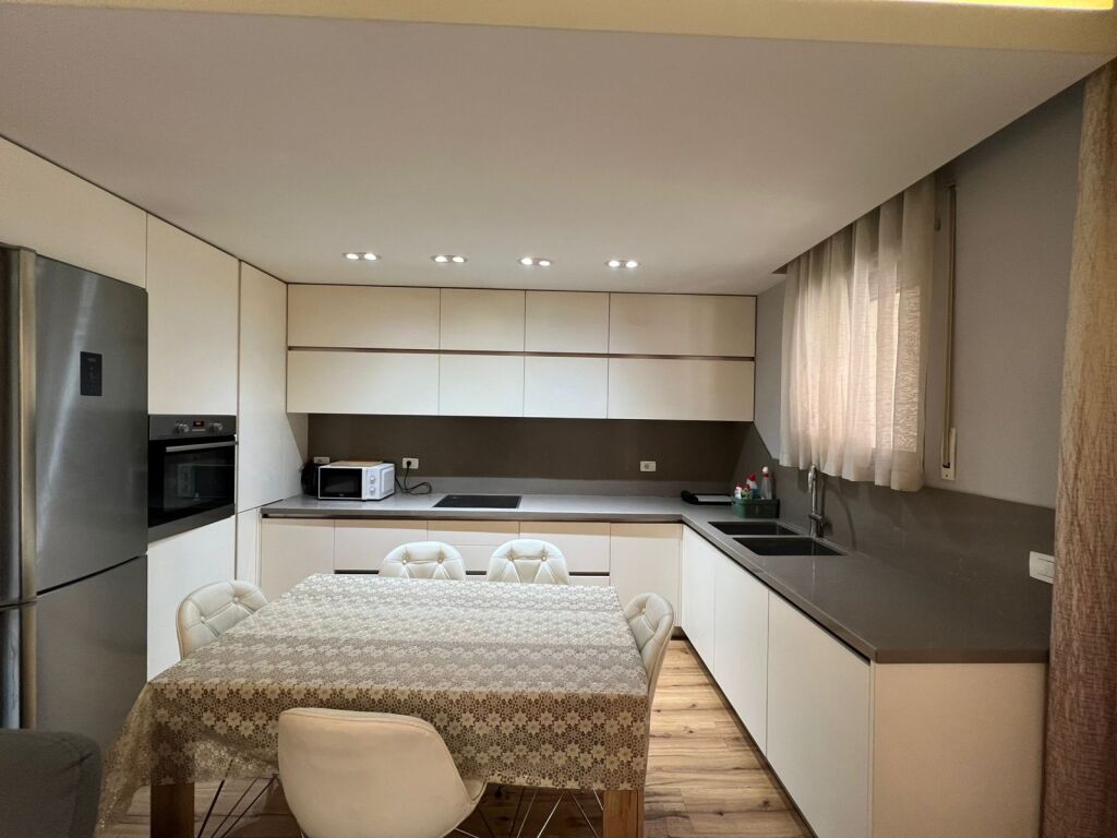 Apartament 2+1 me qira ne Delijorgj