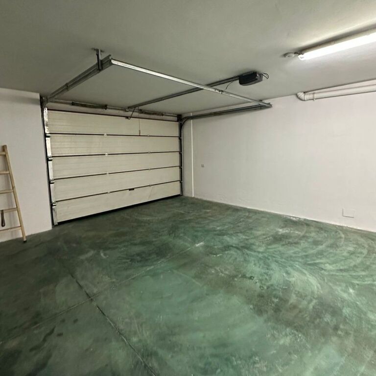 🏡✨ 4-Storey Villa for Rent – White House Residence, near TEG ✨🏡