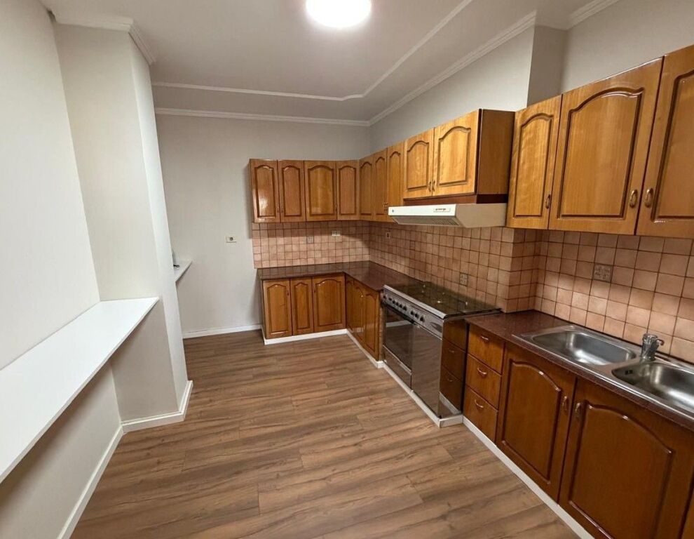 🏢Locale adatto in affitto per uffici/attività in Piazza Willson🔥