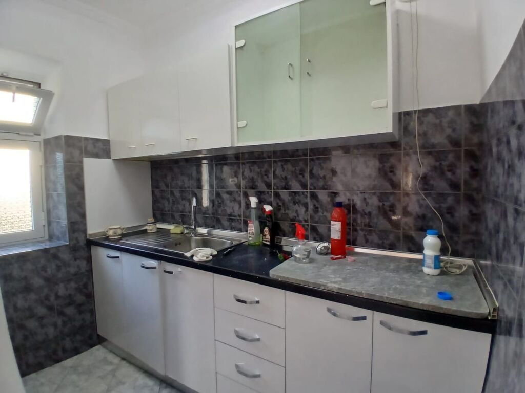 Appartamento 2+1+1 con Balcone in Affitto